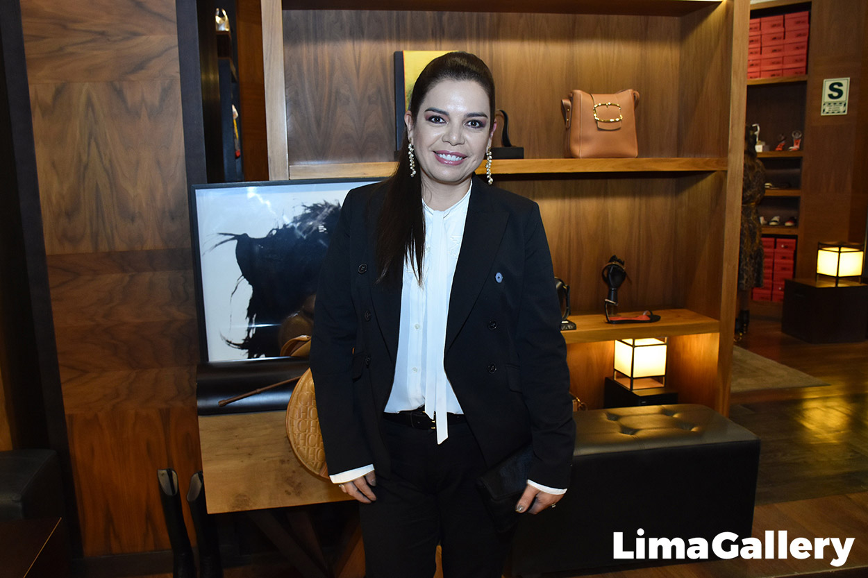 Carolina Herrera celebra 40 años con sus embajadoras de marca en Perú -  Lima Gallery